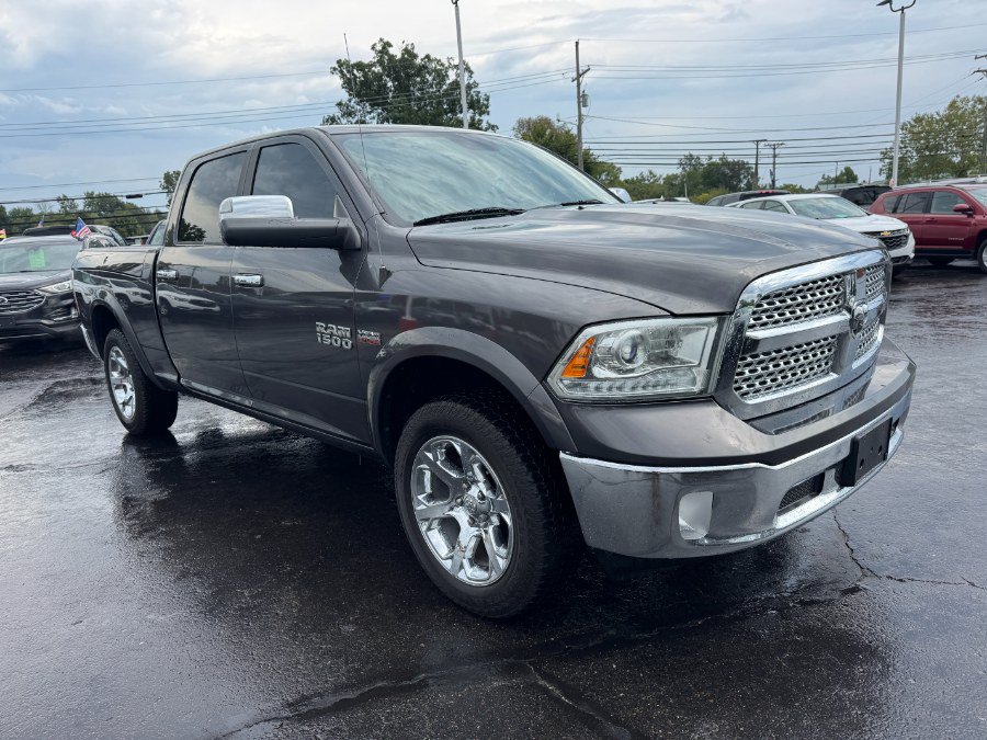 Used 2018 RAM 1500 Laramie AWD/4WD image 7