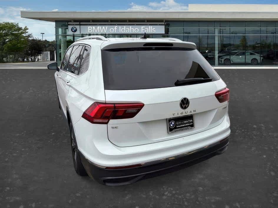 Used 2023 Volkswagen Tiguan SE w/ Panoramic Sunroof Package AWD/4WD image 5