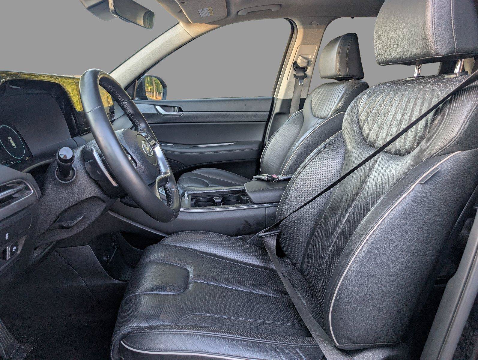 Used 2023 Hyundai Palisade Limited FWD image 17