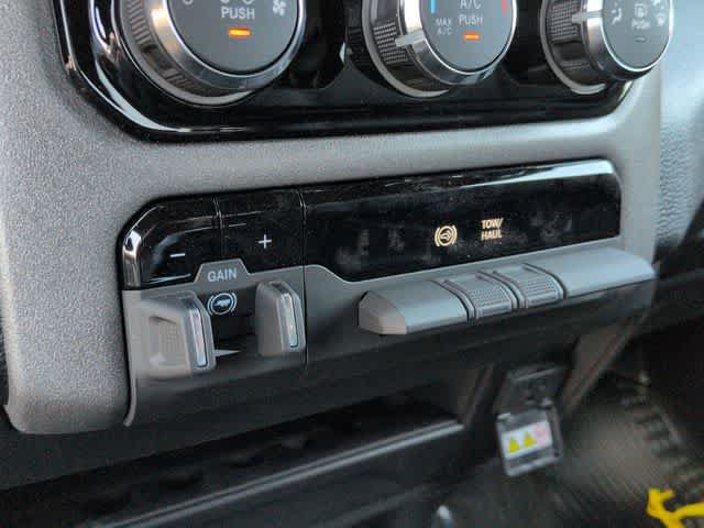 New 2026 RAM 3500 Tradesman w/ Chrome Appearance Group A AWD/4WD image 39