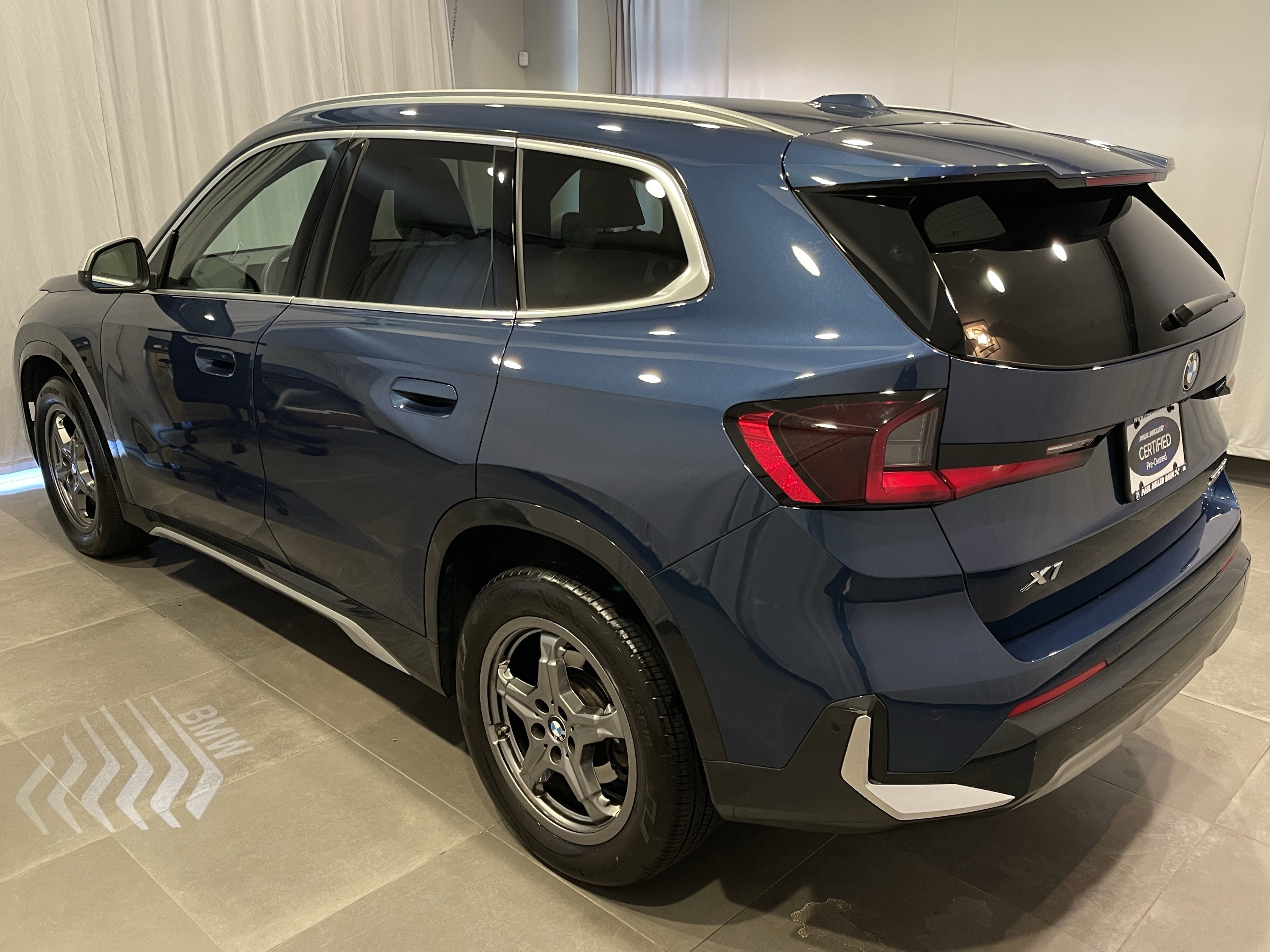 Certified 2023 BMW X1 xDrive28i w/ Convenience Package AWD/4WD image 4