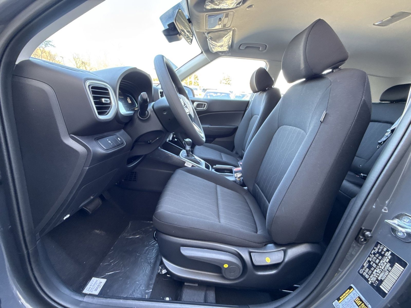 New 2026 Hyundai Venue SE image 13