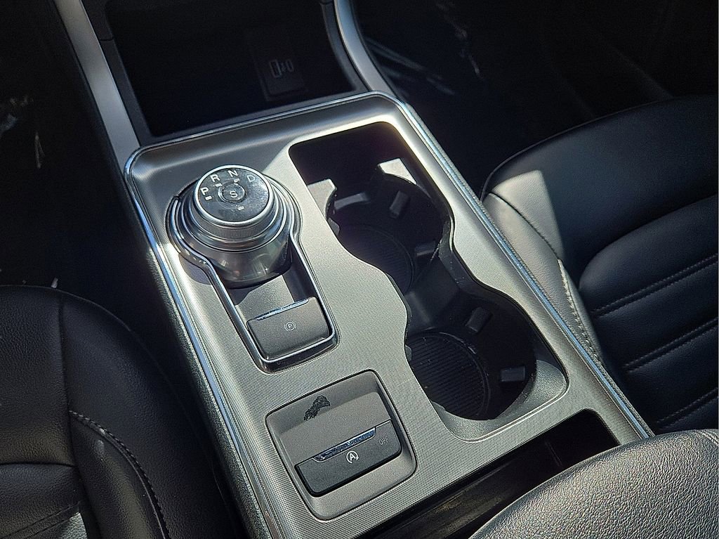 Used 2022 Ford Edge SEL w/ Convenience Package image 32