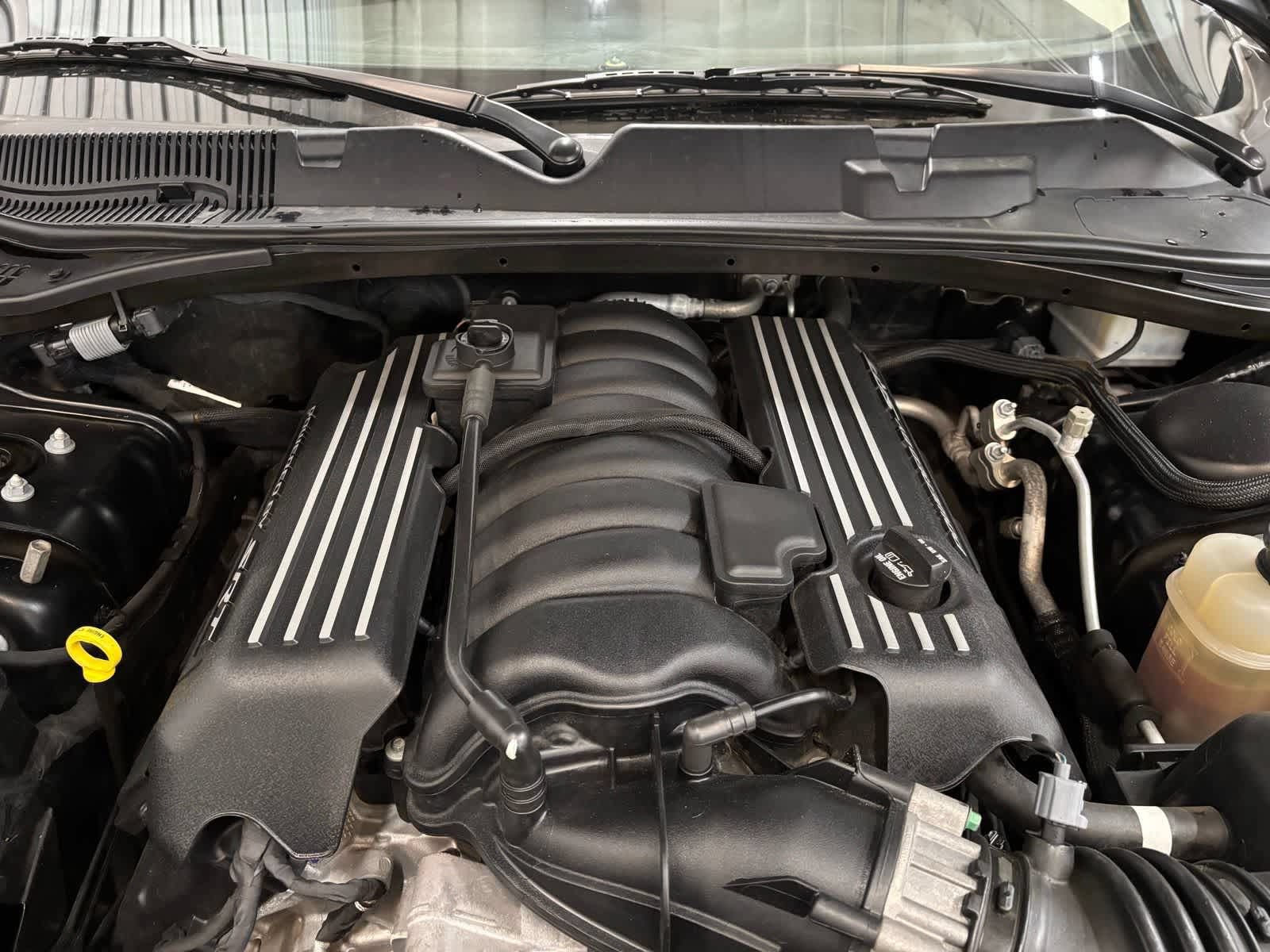 Used 2022 Dodge Challenger R/T Scat Pack RWD image 9