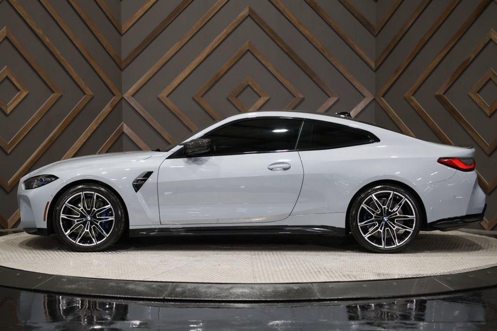 Used 2021 BMW M4 Competition w/ M Carbon Exterior Package image 3