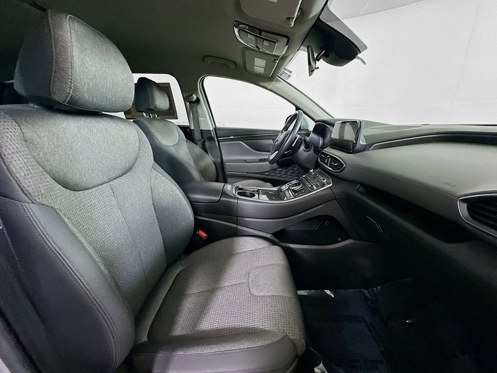 Used 2023 Hyundai Santa Fe SEL image 11