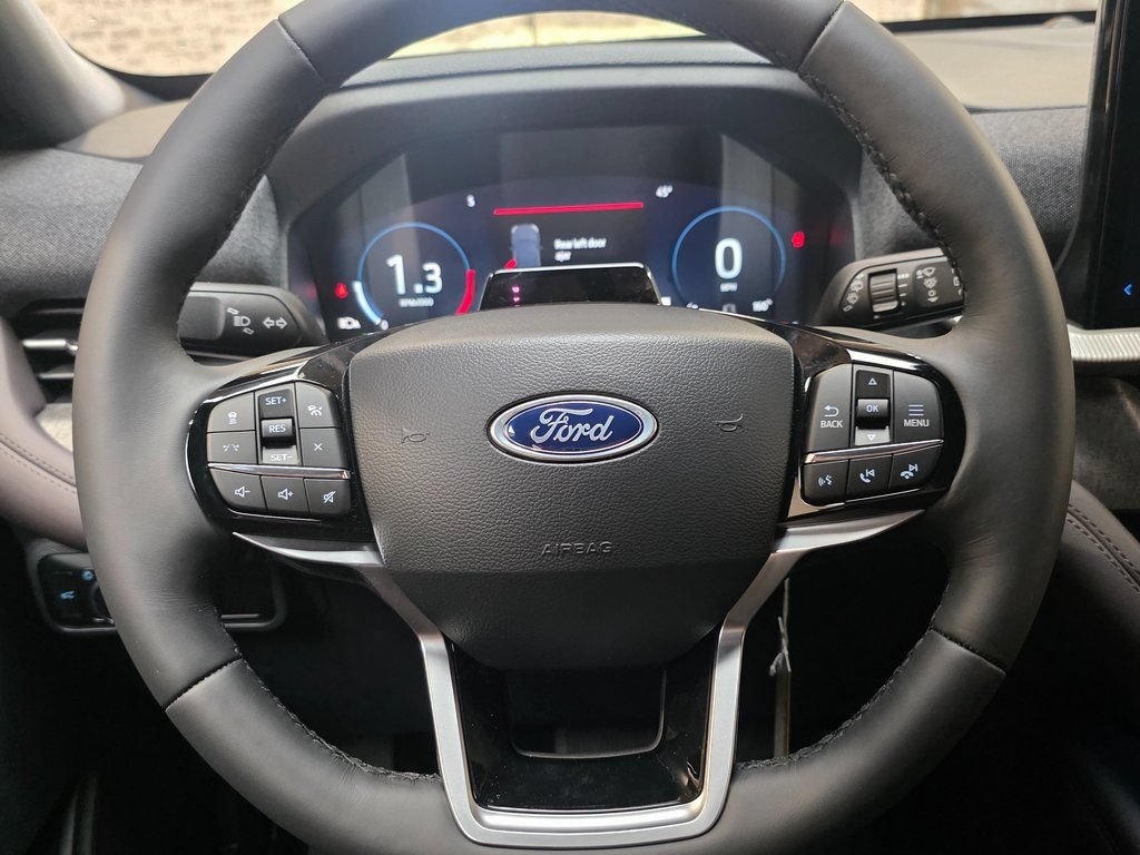 New 2026 Ford Explorer Platinum RWD image 24