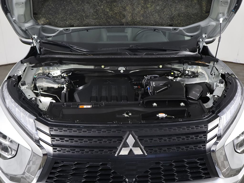 Used 2023 Mitsubishi Eclipse Cross SE AWD/4WD image 18