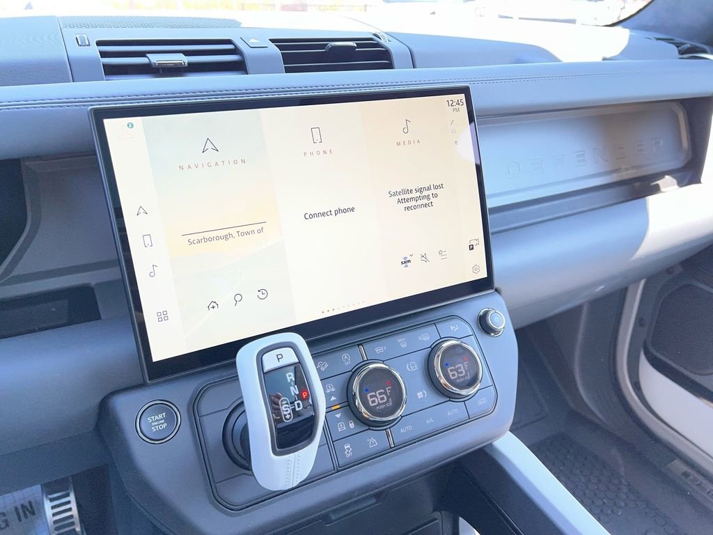 New 2026 Land Rover Defender 110 AWD/4WD image 15