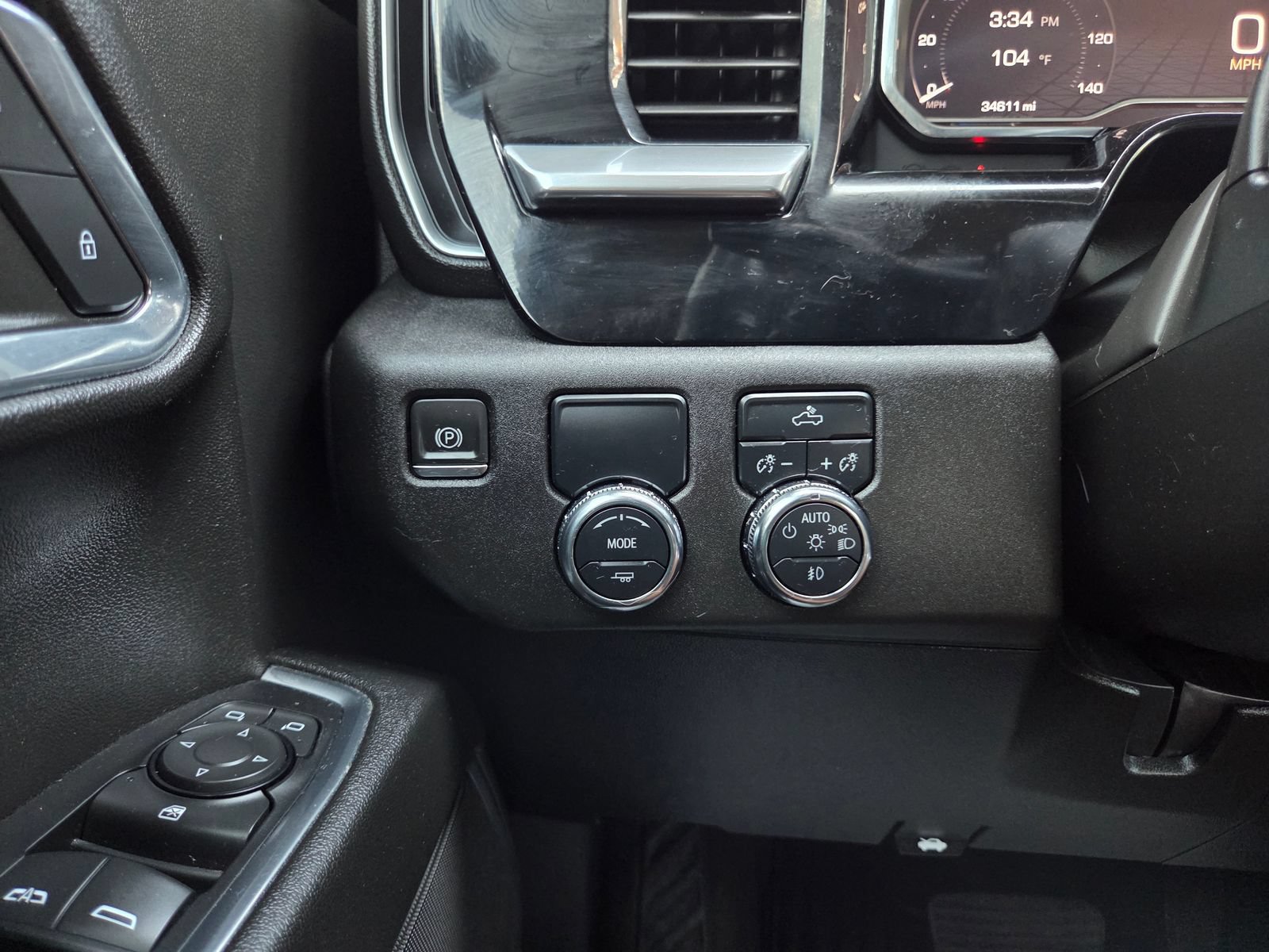 Used 2024 GMC Sierra 1500 Elevation RWD image 38