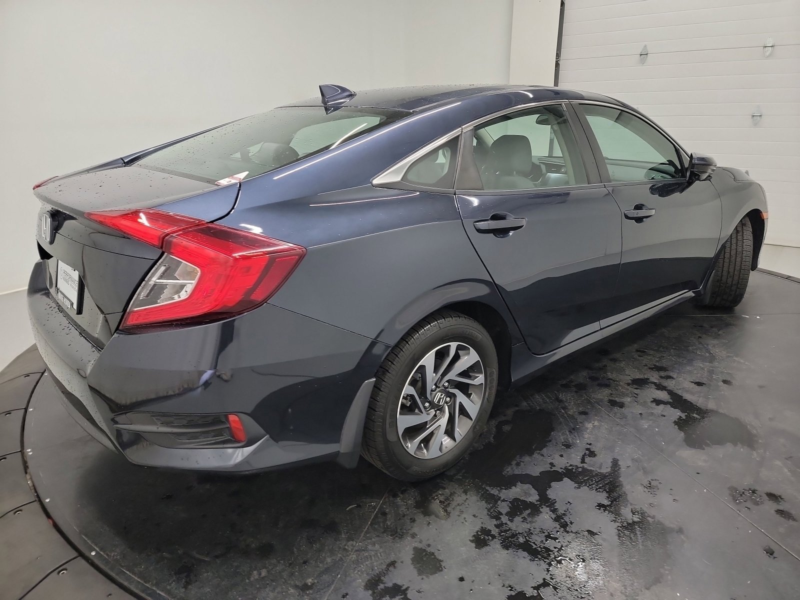 Used 2017 Honda Civic EX image 9