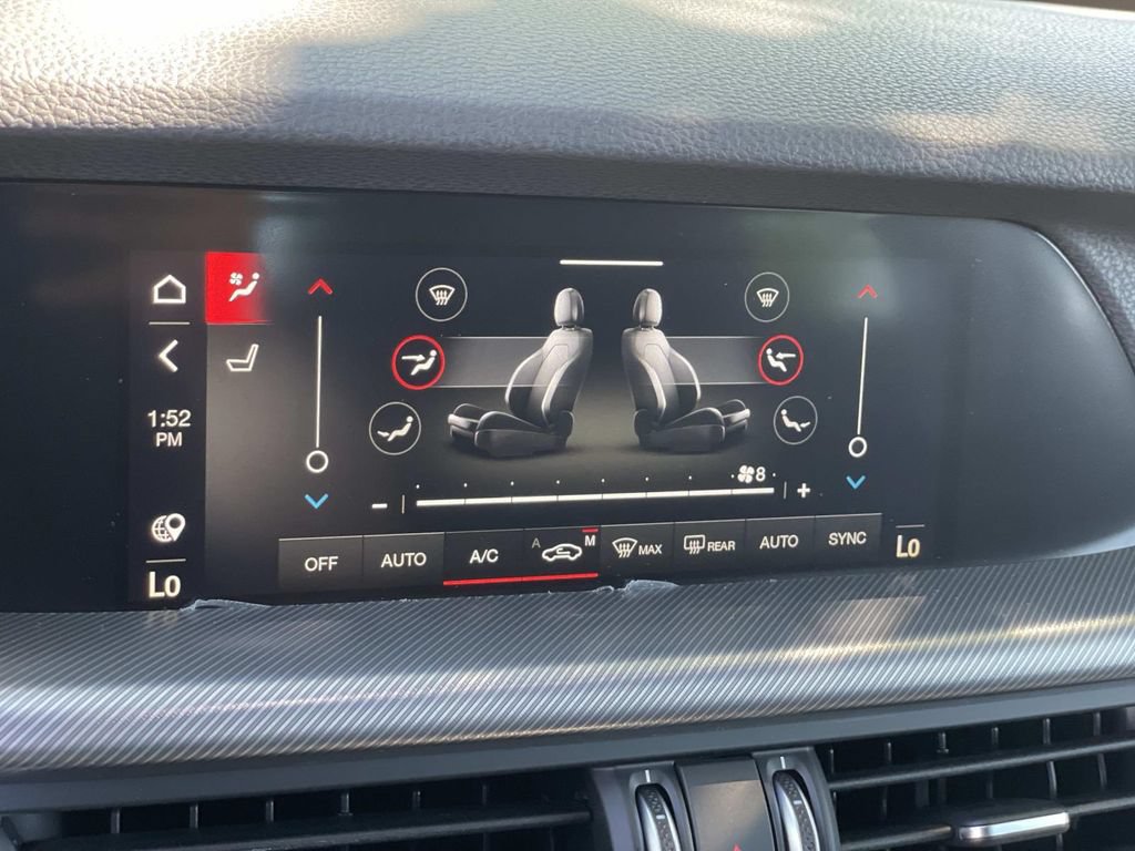 Used 2025 Alfa Romeo Stelvio Sprint AWD/4WD image 11