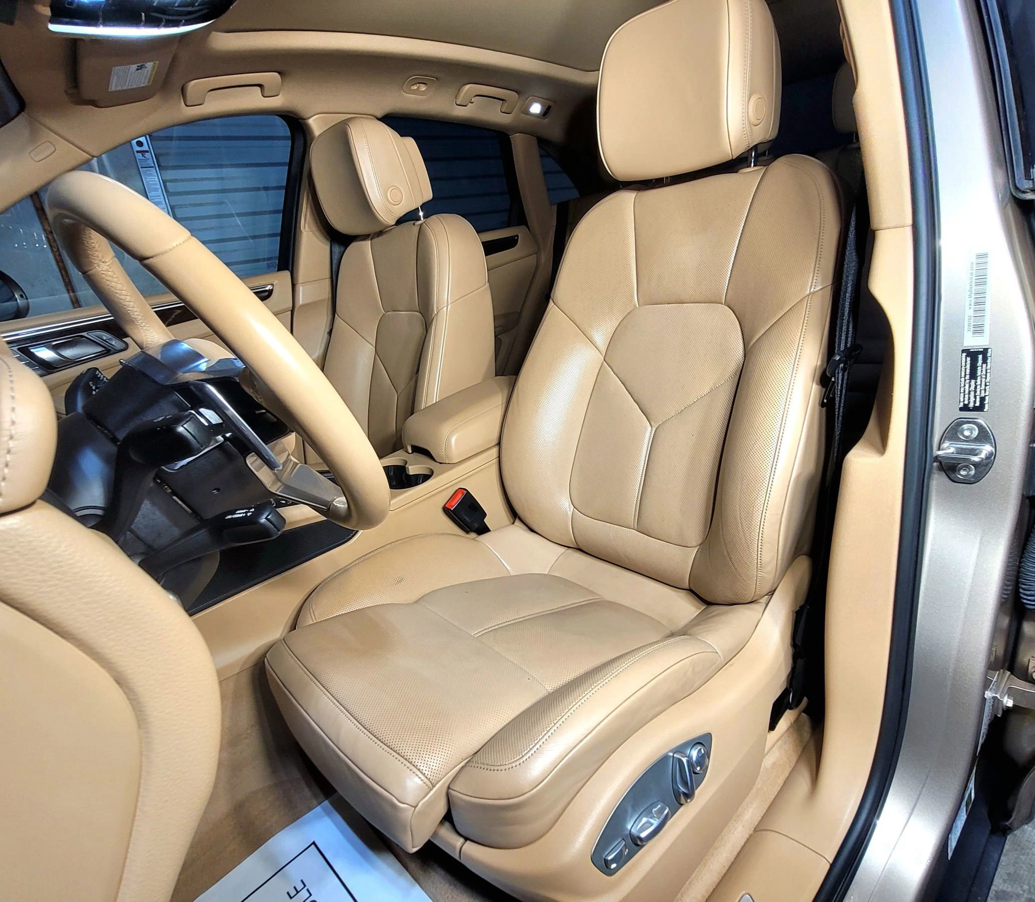 Used 2015 Porsche Macan S AWD/4WD image 15