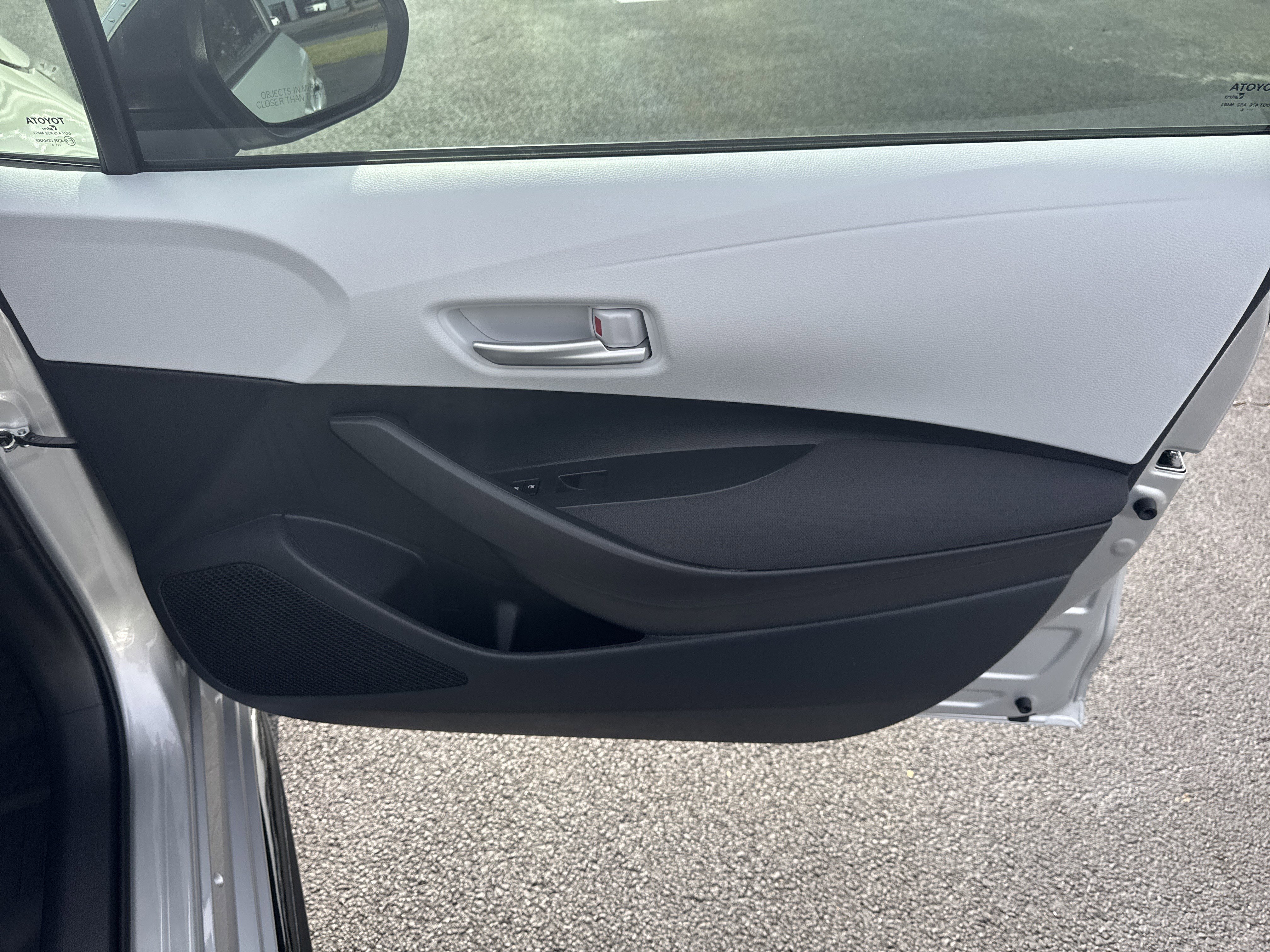 New 2026 Toyota Corolla SE FWD image 36