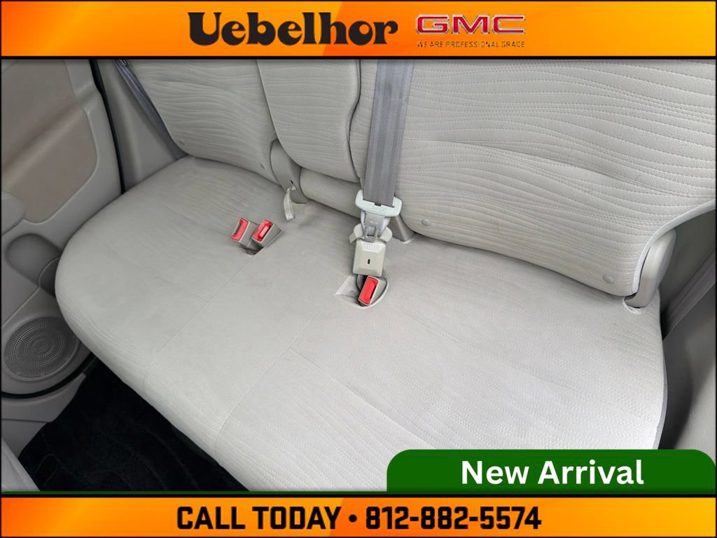 Used 2013 Nissan Cube 1.8 S w/ Interior Designer Pkg FWD image 18