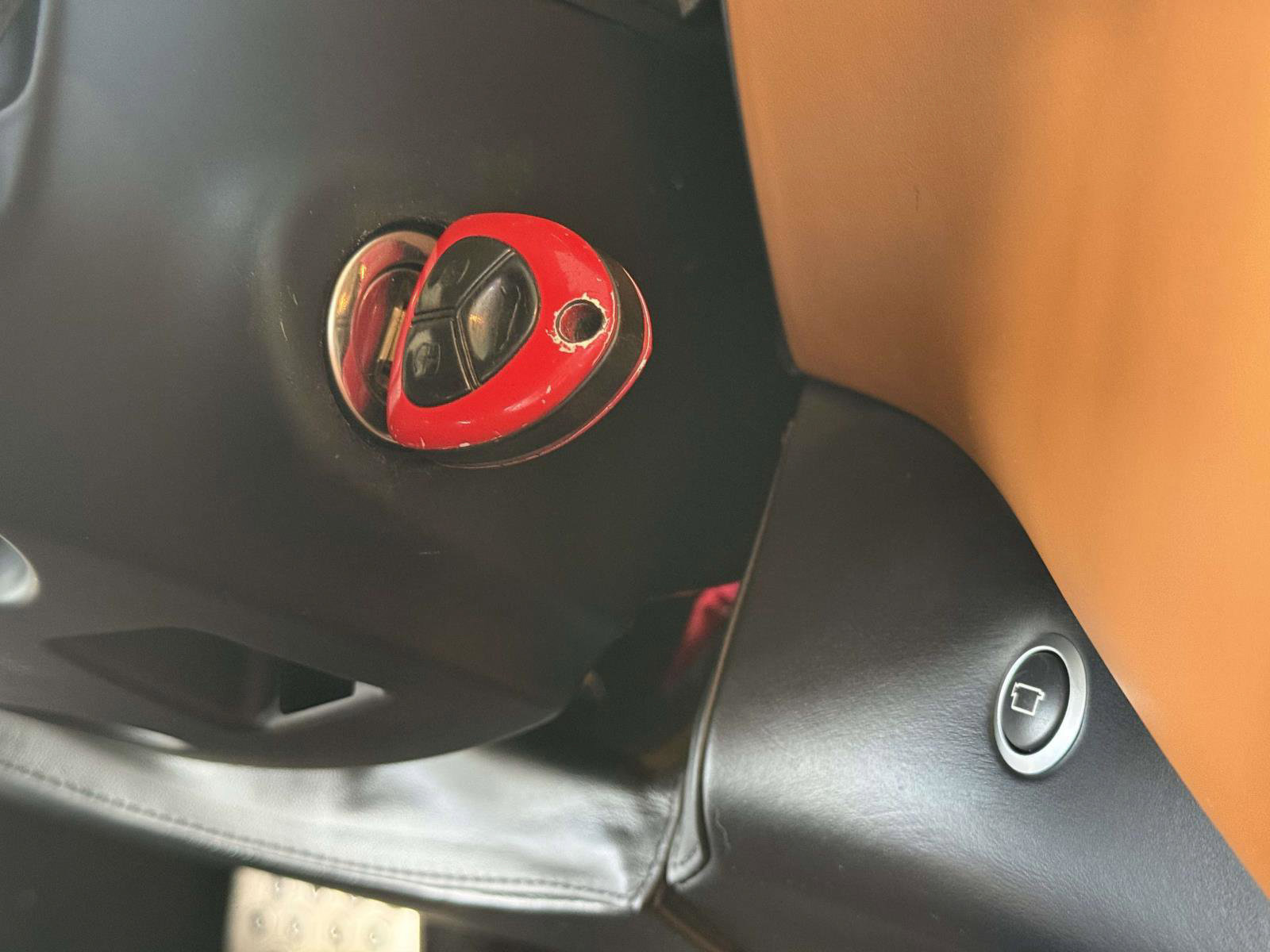 Used 2017 Ferrari California T image 45