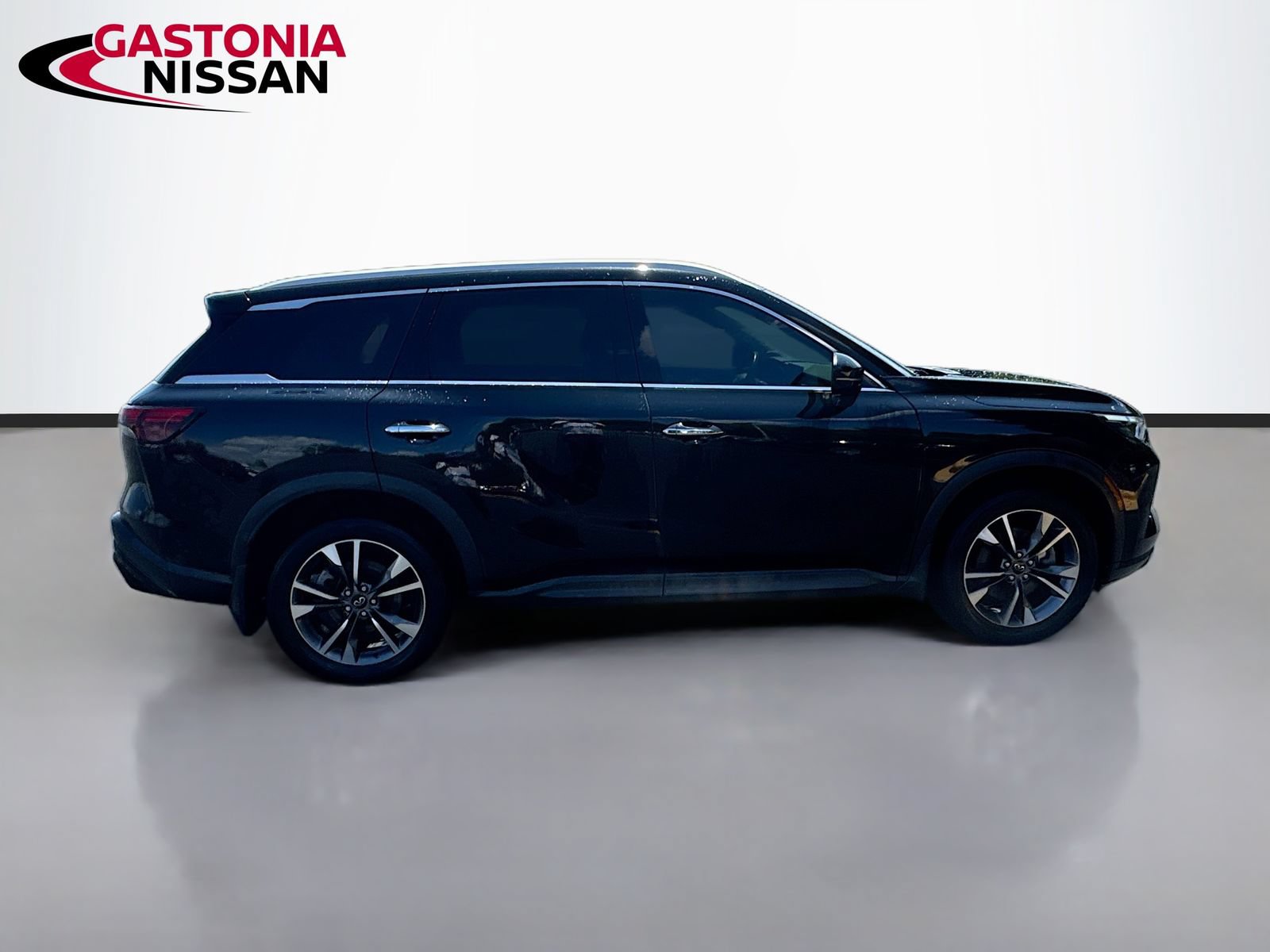 Used 2023 INFINITI QX60 Luxe w/ Performance Audio Package AWD/4WD image 10