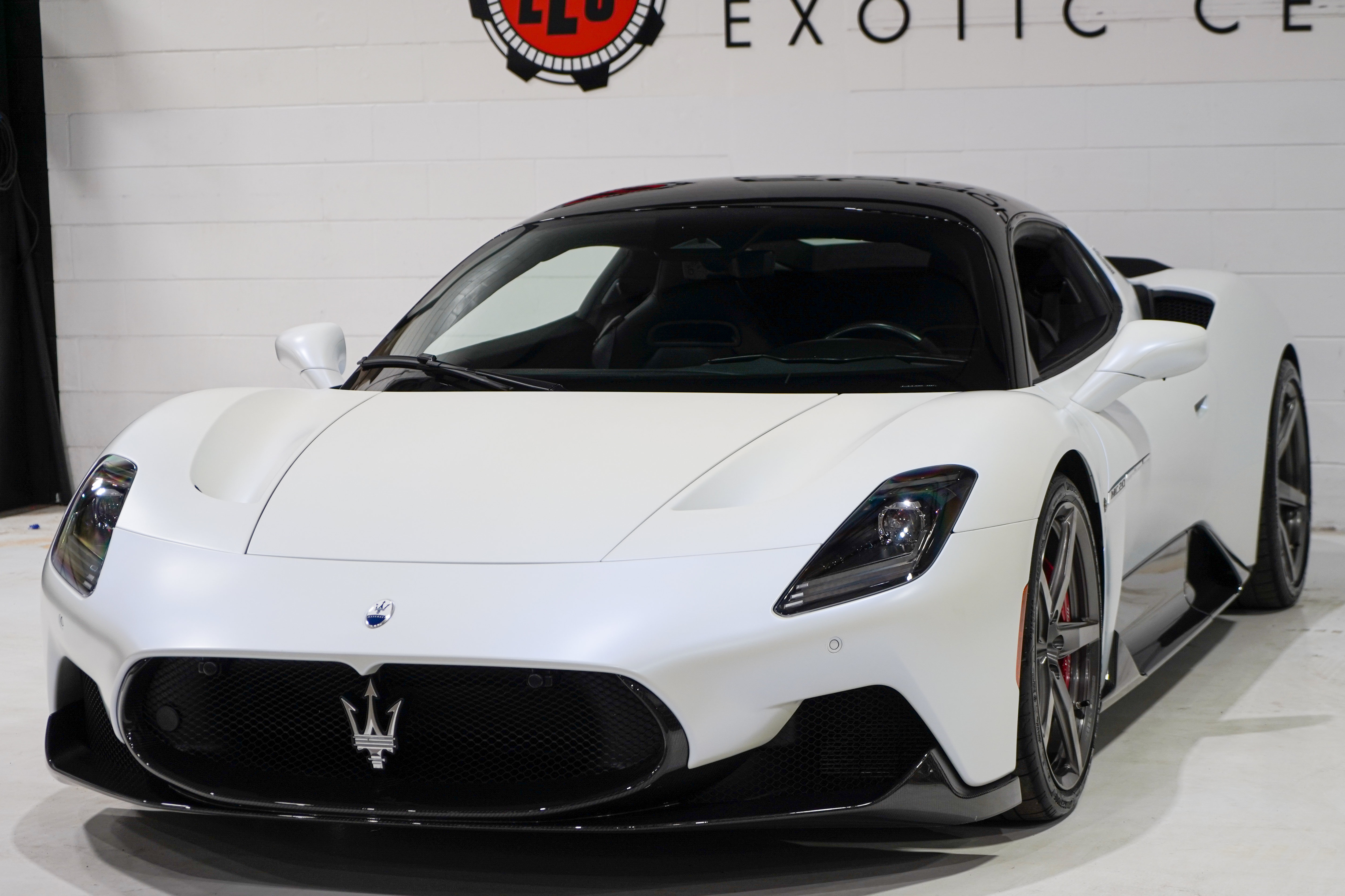 Used 2023 Maserati MC20 Coupe RWD image 35