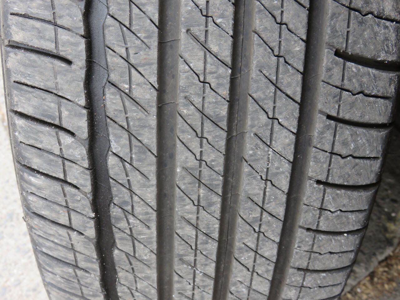 Used 2014 INFINITI QX60 AWD w/ Deluxe Touring Package image 39