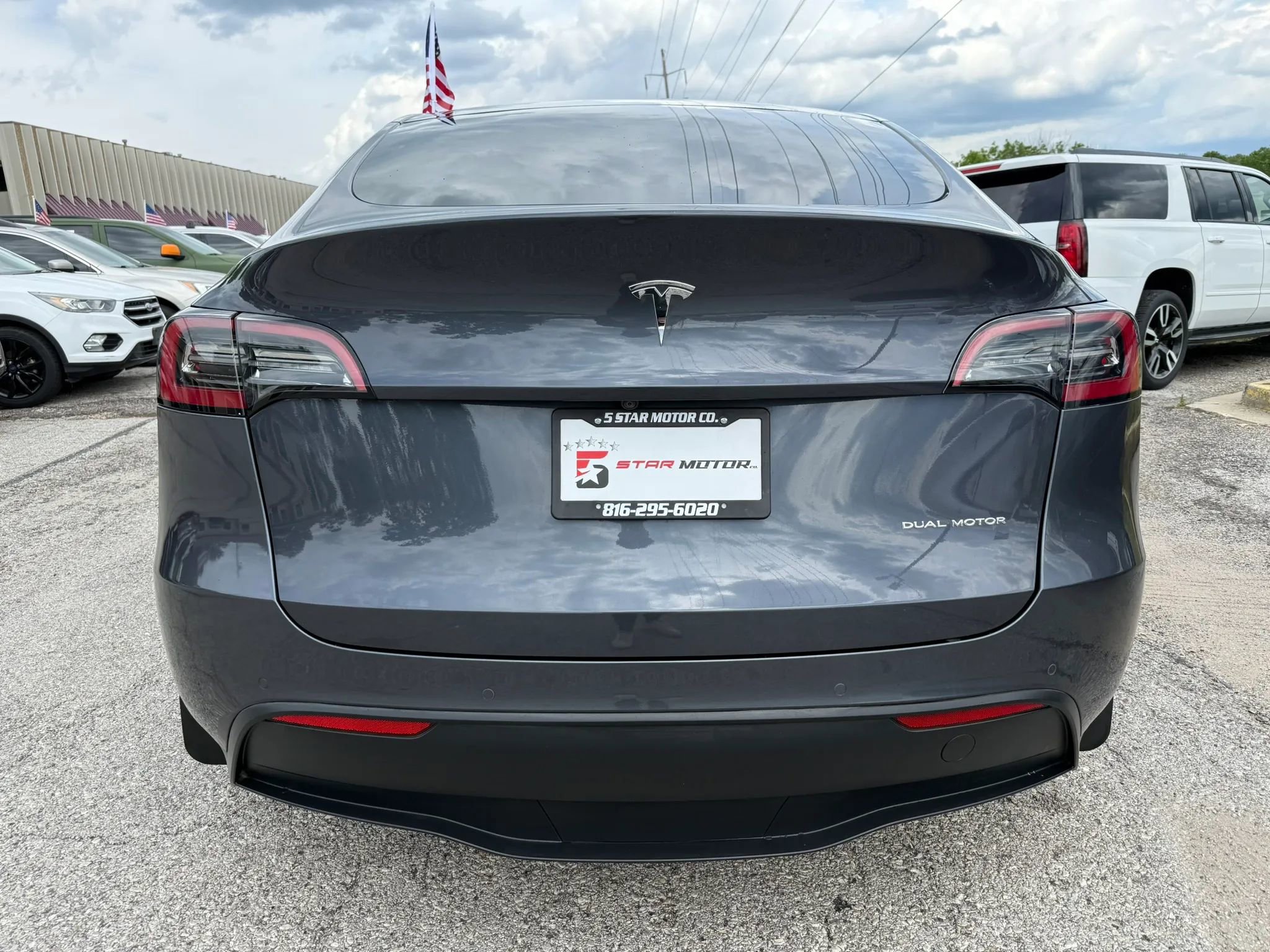 Used 2021 Tesla Model Y Long Range AWD/4WD image 4