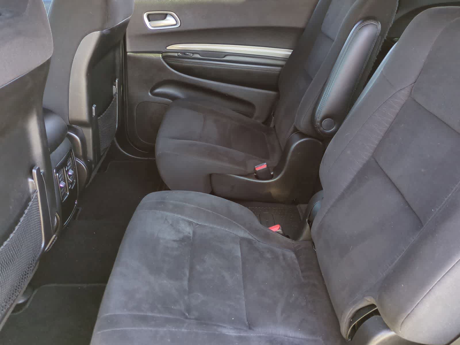 Used 2019 Dodge Durango SXT image 19