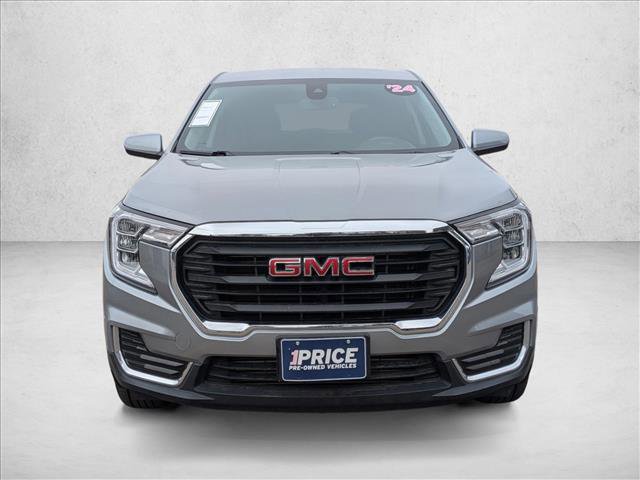 Used 2024 GMC Terrain SLE video 2
