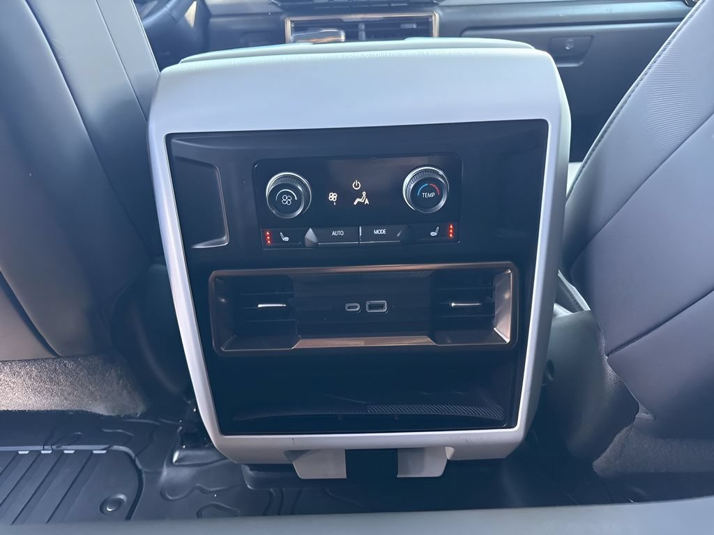 Used 2024 GMC Hummer EV 3X AWD/4WD image 14