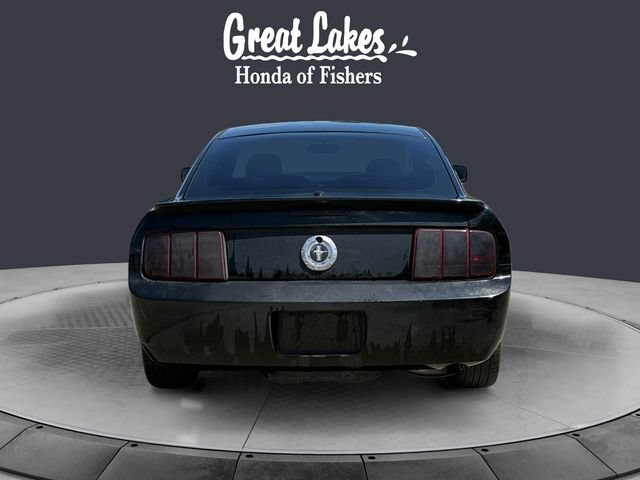 Used 2009 Ford Mustang Coupe RWD image 4