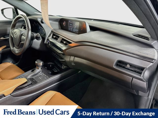 Used 2022 Lexus UX 250h w/ Premium Package AWD/4WD image 38