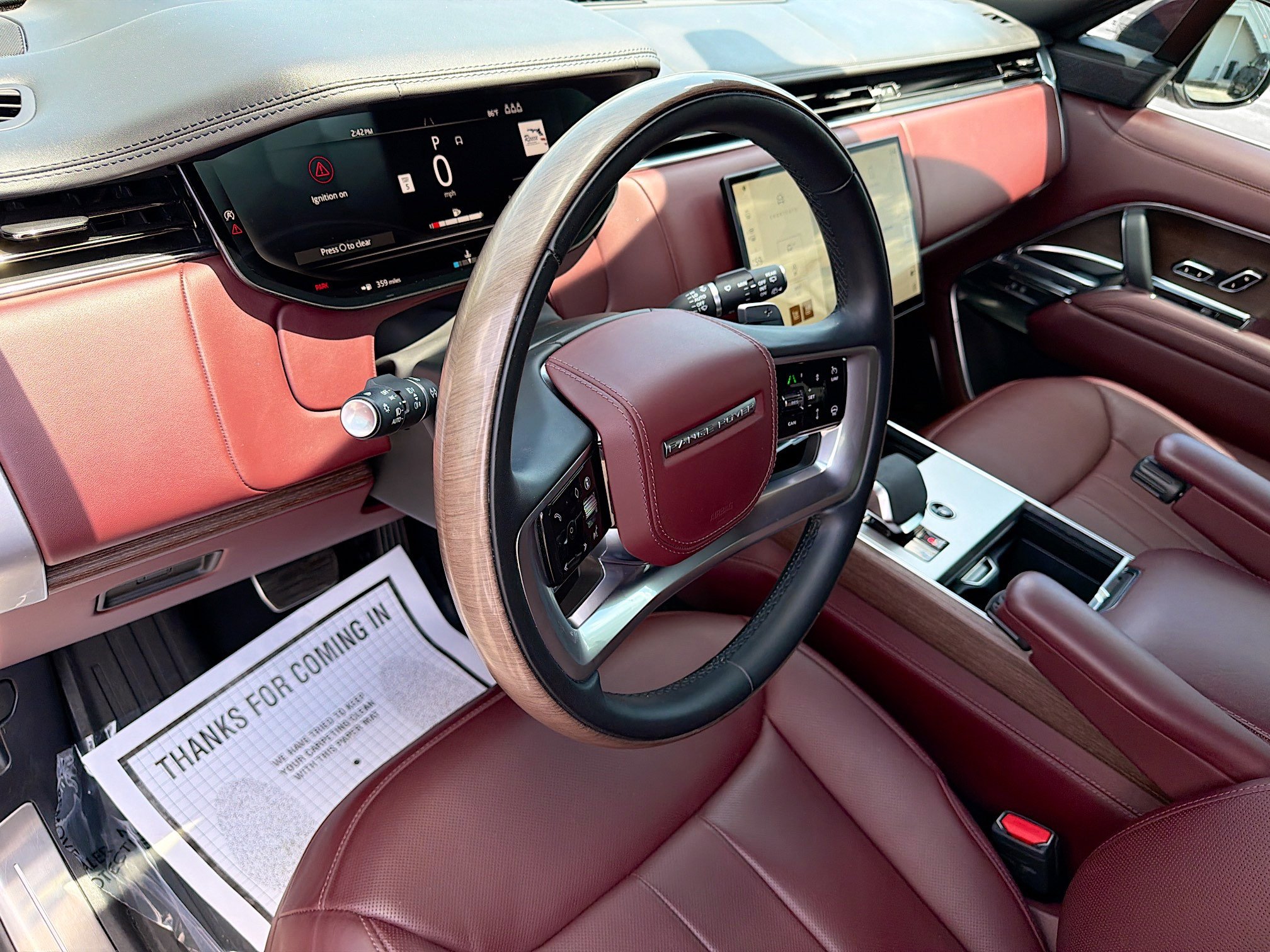 Used 2024 Land Rover Range Rover Long Wheelbase Autobiography AWD/4WD image 26
