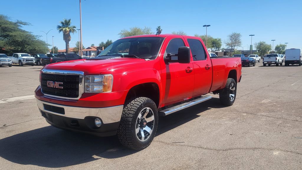 Used 2011 GMC Sierra 2500 SLT w/ SLT Convenience Package AWD/4WD image 4