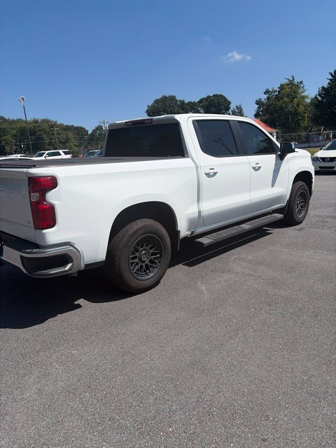 Used 2021 Chevrolet Silverado 1500 LT RWD image 3