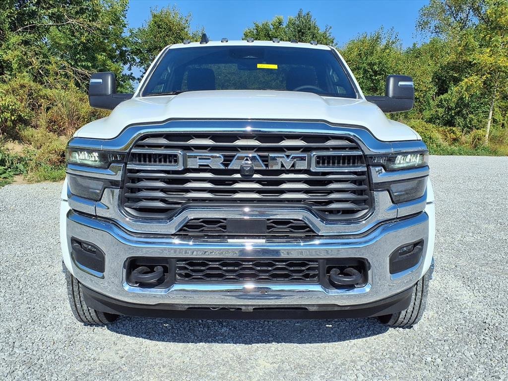 Used 2025 RAM 5500 Tradesman image 9