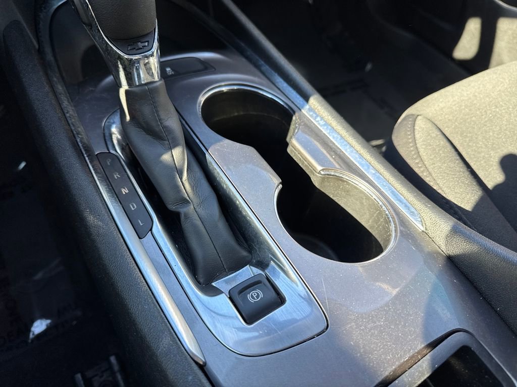 Used 2022 Chevrolet Malibu LT image 44