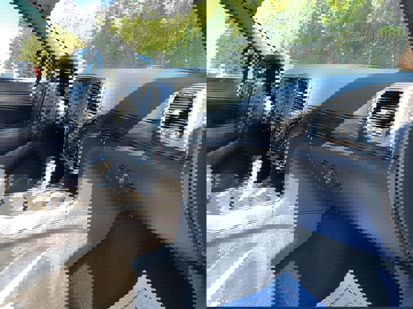 Used 2021 Jeep Grand Cherokee Laredo X image 23