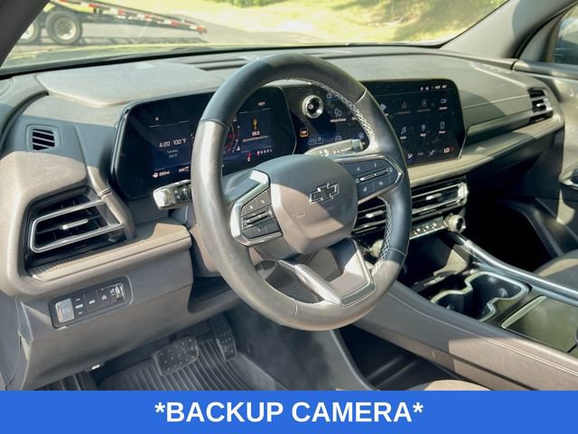 Used 2024 Chevrolet Traverse LT w/ Midnight/Sport Edition AWD/4WD image 11