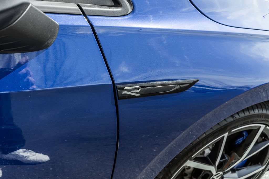 Used 2024 Volkswagen Golf R AWD/4WD image 4