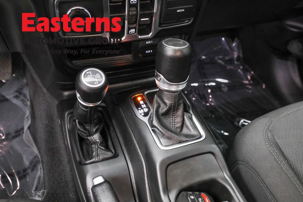 Used 2023 Jeep Wrangler Unlimited w/ Cold Weather Group AWD/4WD image 13