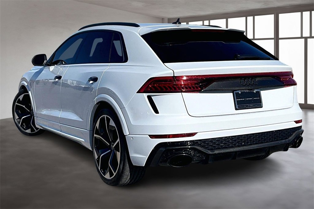 Used 2023 Audi RS Q8 w/ Black Optic Package image 12