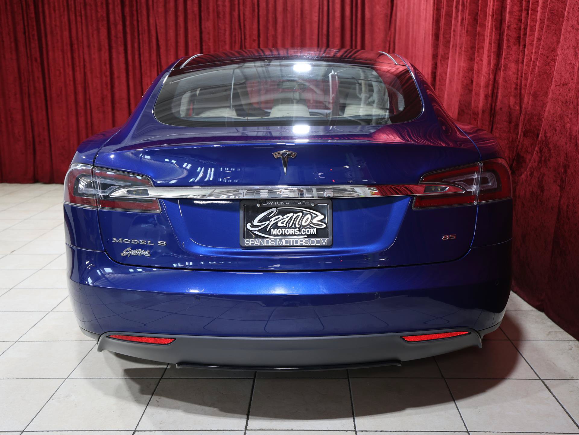 Used 2015 Tesla Model S 85 RWD image 10