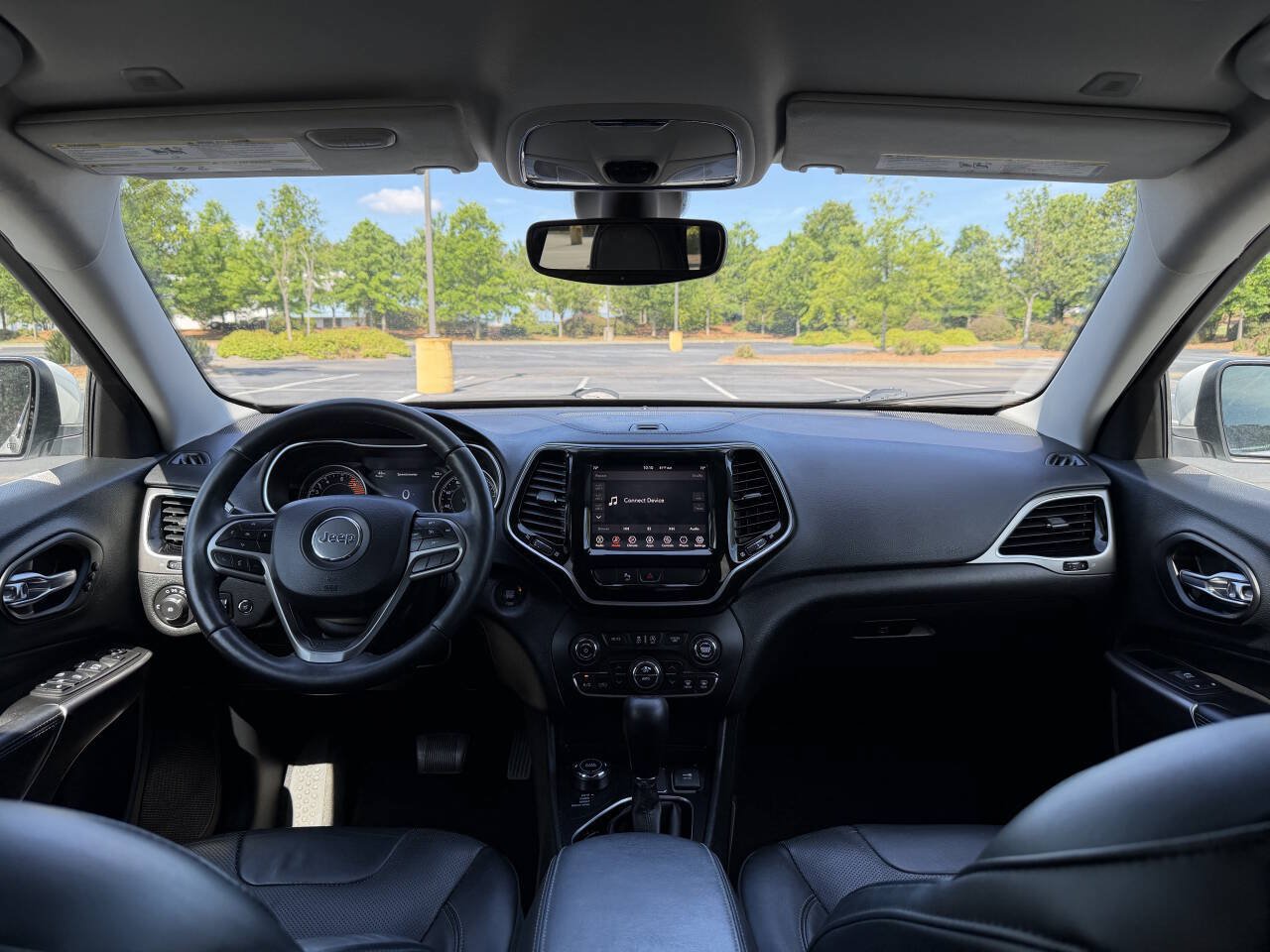 Used 2019 Jeep Cherokee Limited AWD/4WD image 20