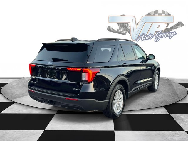 Used 2026 Ford Explorer Active AWD/4WD image 6