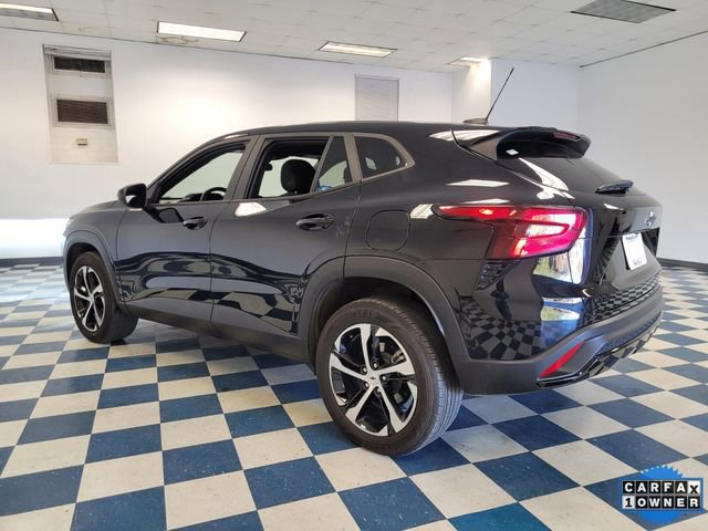 Used 2024 Chevrolet Trax RS w/ Sunroof Package image 5