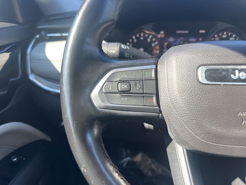 Used 2022 Jeep Compass Limited image 14