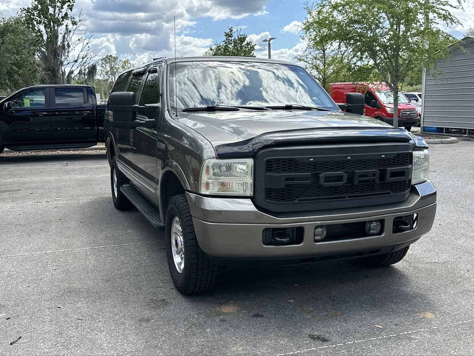 Used 2005 Ford Excursion Limited AWD/4WD image 8