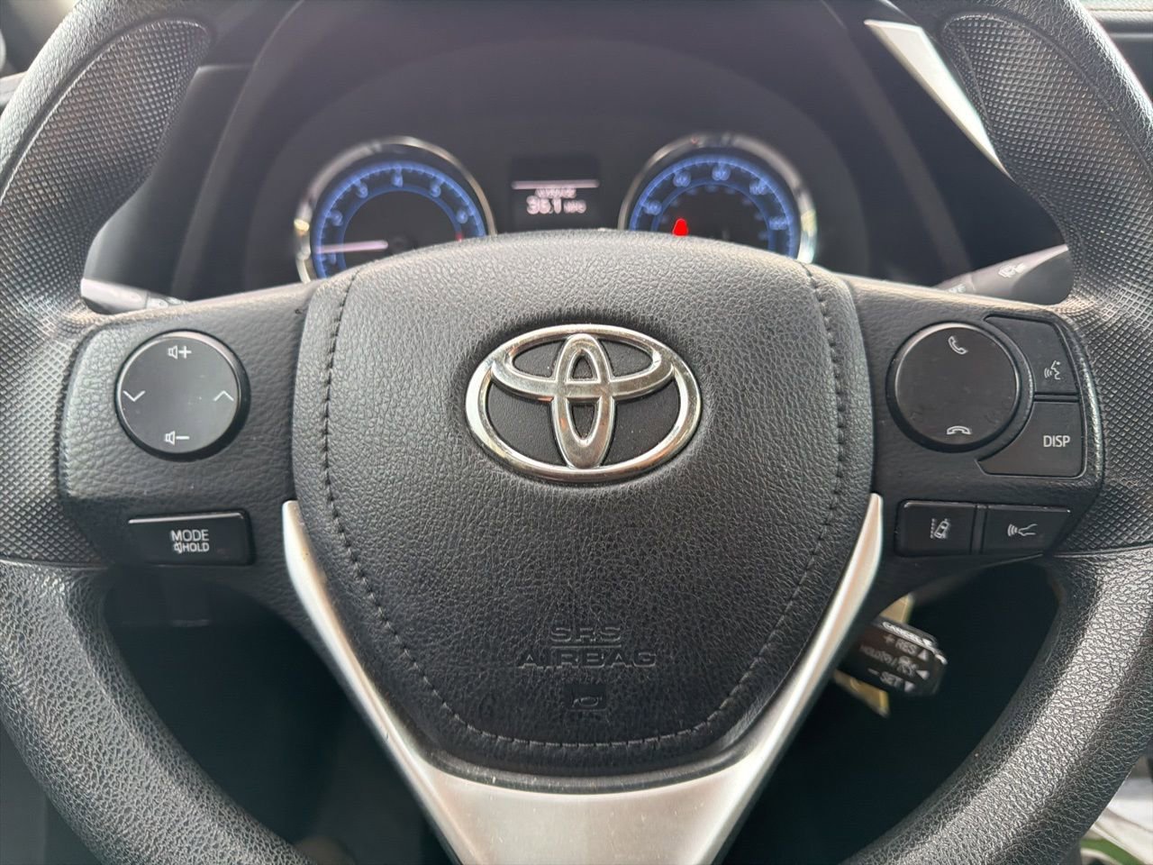 Used 2017 Toyota Corolla LE FWD image 10