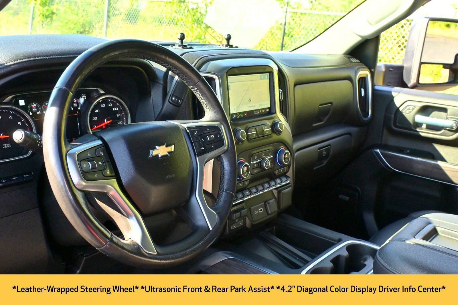 Used 2022 Chevrolet Silverado 2500 LTZ w/ LTZ Premium Package image 33