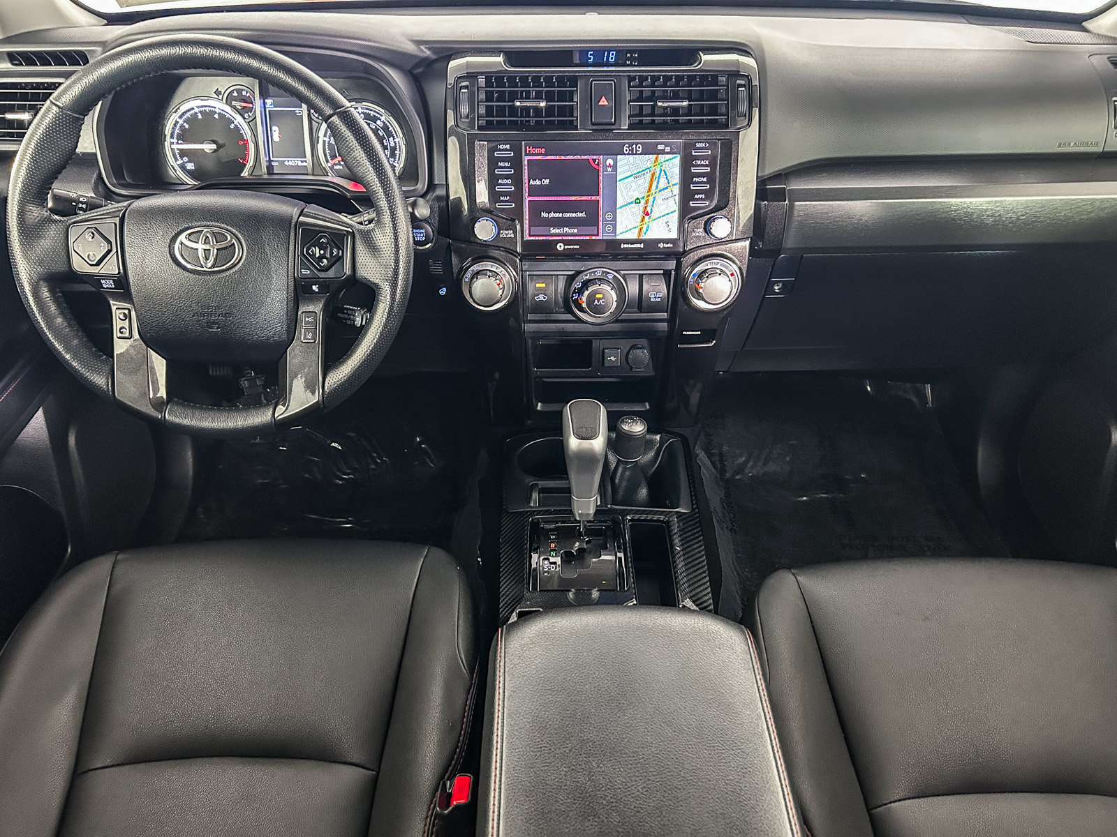 Used 2024 Toyota 4Runner TRD Off-Road Premium AWD/4WD image 13