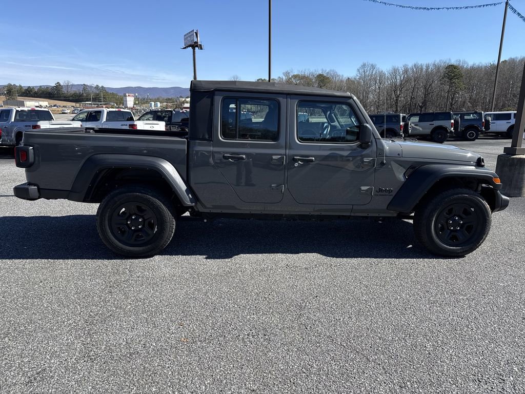 Used 2022 Jeep Gladiator Sport w/ Trailer Tow Package image 8