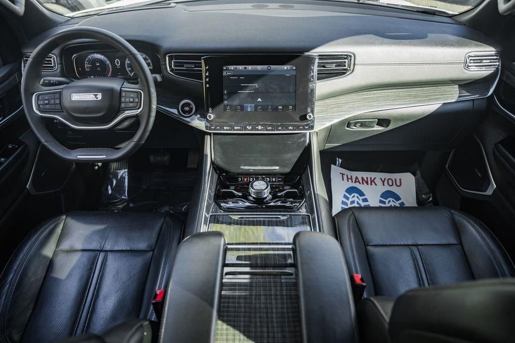 Used 2022 Jeep Wagoneer Series III image 20